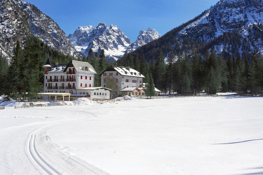 Hotel Croda Rossa Carbonin Exteriör bild